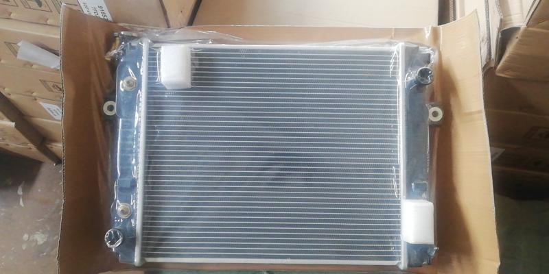 KÉT NƯỚC LÀM MÁT ĐỘNG CƠ XE TCM 3 TẤN KÉT NƯỚC LÀM MÁT ĐỘNG CƠ XE TCM 3 TẤN