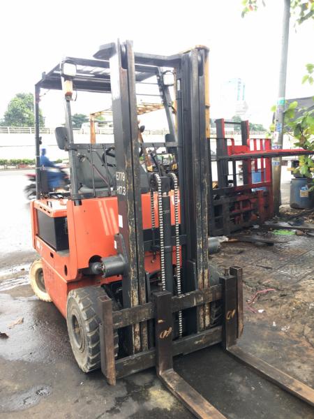 XE NÂNG ĐIỆN BÁN HOẶC CHO THUÊ GIÁ RẺ XE NÂNG ĐIỆN BÁN HOẶC CHO THUÊ GIÁ RẺ